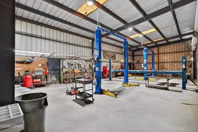 606 W Highway 90, Bonifay, FL 32425 - Photo 14