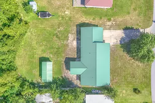 9107 Sunshine Dr, Youngstown, FL 32466 - Photo 32
