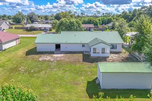 9107 Sunshine Dr, Youngstown, FL 32466 - Photo 18
