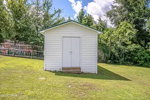 9107 Sunshine Dr, Youngstown, FL 32466 - Photo 30