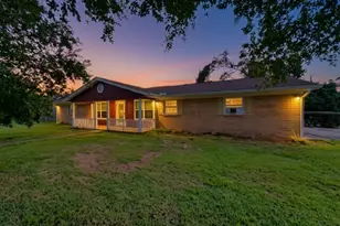 4327 7th Ave, Marianna, FL 32446 - Photo 2