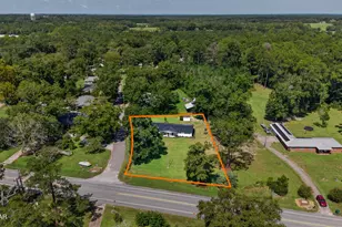 102 Lisenby Dr, Bonifay, FL 32425 - Photo 6