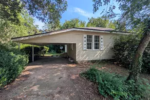 4803 Basswood Rd, Bascom, FL 32423 - Photo 4