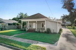 633 3rd St, Chipley, FL 32428 - Photo 2