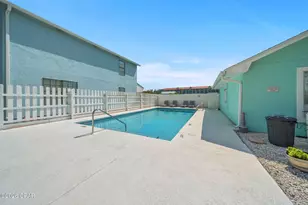 17214 Front Beach Rd, Panama City Beach, FL 32413 - Photo 38