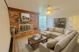 6920 Florida St, Grand Ridge, FL 32442 - Photo 6