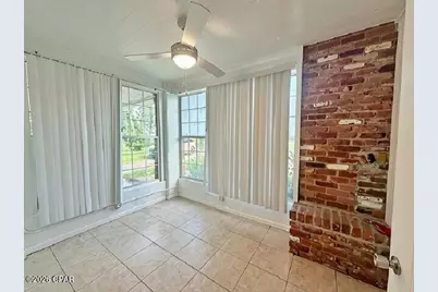 6920 Florida Street, Grand Ridge, FL 32442 - Photo 10