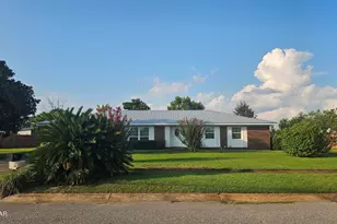 826 Brandeis Ave, Panama City, FL 32405 - Photo 2