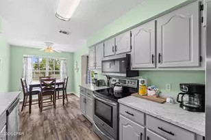2004 Wind Jammer Dr, Lynn Haven, FL 32444 - Photo 16