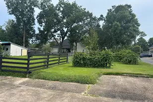 402 E Iowa Ave, Bonifay, FL 32425 - Photo 26