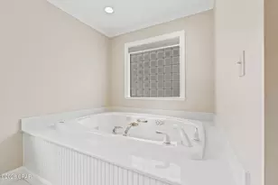 620 4th St, Chipley, FL 32428 - Photo 24