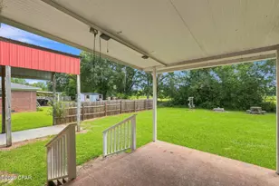 837 Maple St, Chipley, FL 32428 - Photo 24