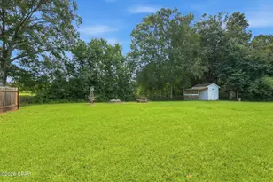 837 Maple St, Chipley, FL 32428 - Photo 26