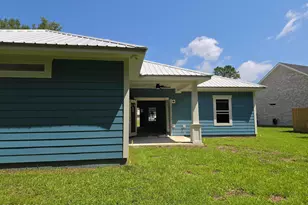 744 Magnolia Lake Dr, Defuniak Springs, FL 32433 - Photo 8