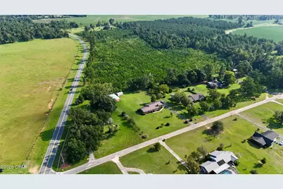 4658 Ridgecrest Drive, Marianna, FL 32446 - Photo 24