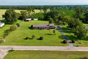 4658 Ridgecrest Dr, Marianna, FL 32446 - Photo 2