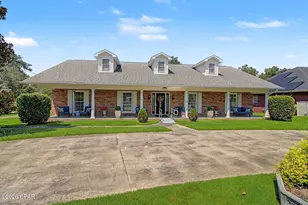 5381 College Dr, Graceville, FL 32440 - Photo 2