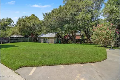 5381 College Drive, Graceville, FL 32440 - Photo 14