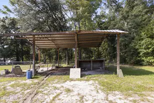 825 Jones Ct, Chipley, FL 32428 - Photo 18