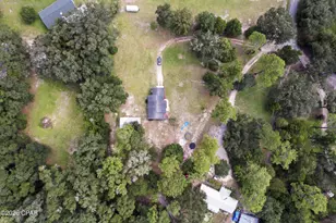 825 Jones Ct, Chipley, FL 32428 - Photo 6