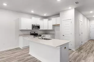 251 Phillips Blf Ave, Panama City Beach, FL 32407 - Photo 10