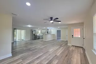 2733 Poplar Springs Rd, Marianna, FL 32446 - Photo 2