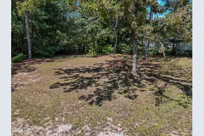 208 Kings Lake Boulevard, Defuniak Springs, FL 32433 - Photo 10