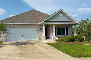 724 Cason Cir, Panama City, FL 32405 - Photo 1