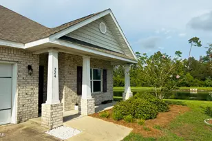 724 Cason Cir, Panama City, FL 32405 - Photo 2