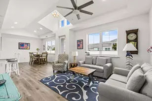 8660 Tropics Ave, Panama City Beach, FL 32413 - Photo 14