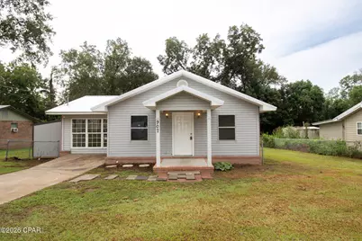 907 W Banfill Avenue, Bonifay, FL 32425 - Photo 1
