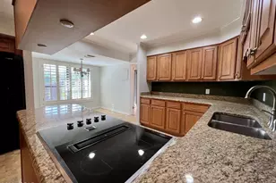 2402 Ashland Dr, Panama City, FL 32405 - Photo 8