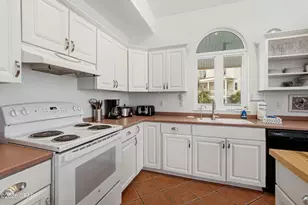 274 Florida Ave, Port Saint Joe, FL 32456 - Photo 6