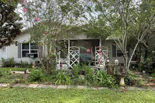 221 John White Rd, Defuniak Springs, FL 32435 - Photo 1