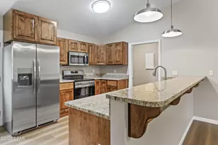 6675 Grande Oak Loop, Grand Ridge, FL 32442 - Photo 6