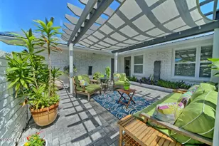 263 Lullwater Dr, Panama City Beach, FL 32413 - Photo 28