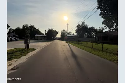 2600 E 1st Plaza, Panama City, FL 32401 - Photo 2
