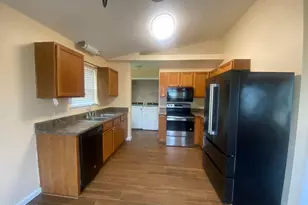 901 Huntington Dr, Panama City, FL 32401 - Photo 2