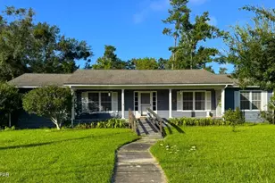 1016 Morgan Ave, Chattahoochee, FL 32324 - Photo 1