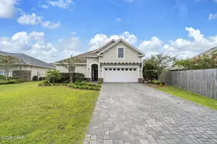 1186 Eisenhower Cir, Lynn Haven, FL 32444 - Photo 1