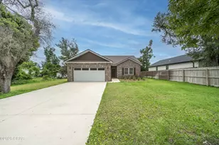 4447 Huckleberry Ln, Southport, FL 32409 - Photo 2