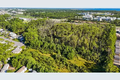 12510 Emerald Lake Drive, Panama City Beach, FL 32407 - Photo 8
