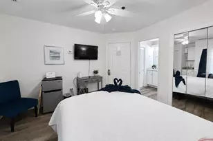 8730 Thomas Dr, Panama City Beach, FL 32408 - Photo 8