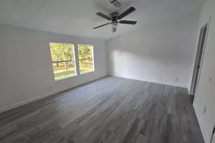 1913 Anna Lauren Dr, Southport, FL 32409 - Photo 6