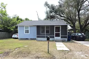 1609 Billings Ave, Panama City, FL 32401 - Photo 1