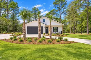 2205 Sunny Hills Blvd, Chipley, FL 32428 - Photo 2