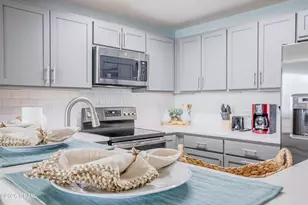 15928 Front Beach Rd, Panama City Beach, FL 32413 - Photo 10
