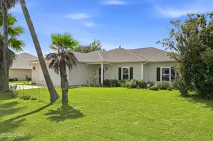 909 Mallory Dr, Panama City, FL 32405 - Photo 2