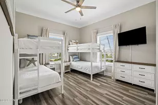 303 Park Point Cir, Port Saint Joe, FL 32456 - Photo 38