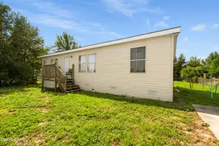 3702 Haley Ln, Panama City, FL 32404 - Photo 2